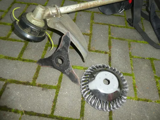 Motorsense, Freischneider