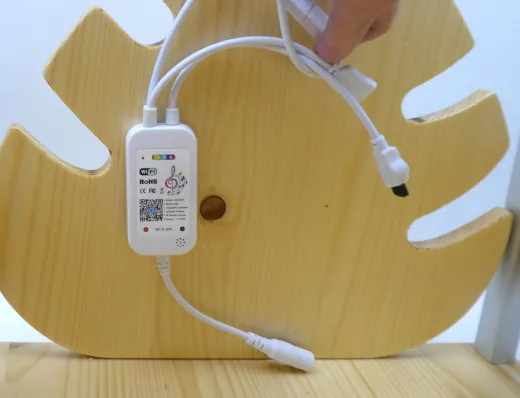 Pflanzentisch "Monstera" mit Beleuchtung, Fichte/Kiefer, ca. 36x36cm