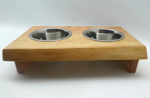 Futterbar, Holz Douglasie, Edelstahl Doppelnapf, für Katzen und kleine Hunde