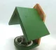 Grünes Vogelfutterhaus "Nils", für die Fensterscheibe