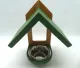 Grünes Vogelfutterhaus "Nils", für die Fensterscheibe